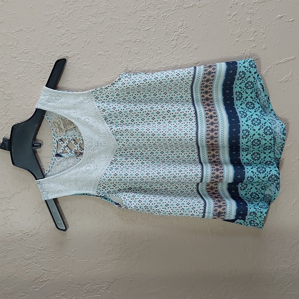 Eyelash Couture tank top, Size M, multi color.